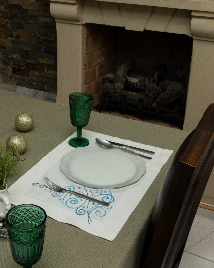 Modern Christmas tree Placemat & Napkin set of 6