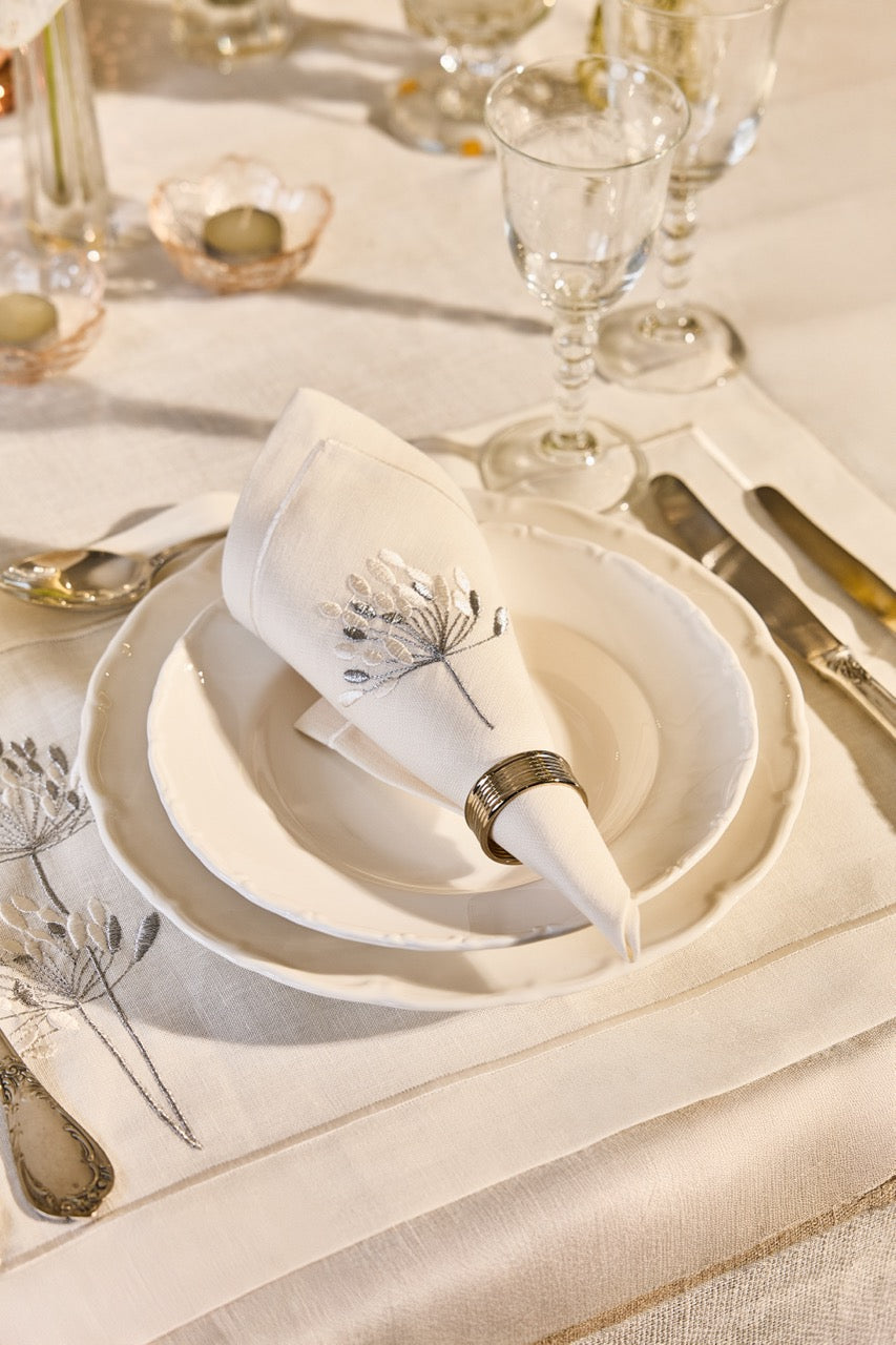 Silver dandelion placemat with napkins set of 12