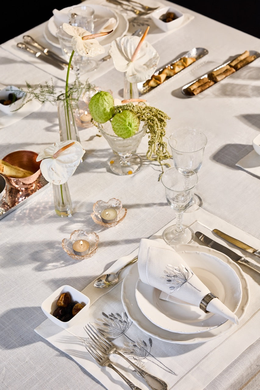 Silver dandelion placemat with napkins set of 12