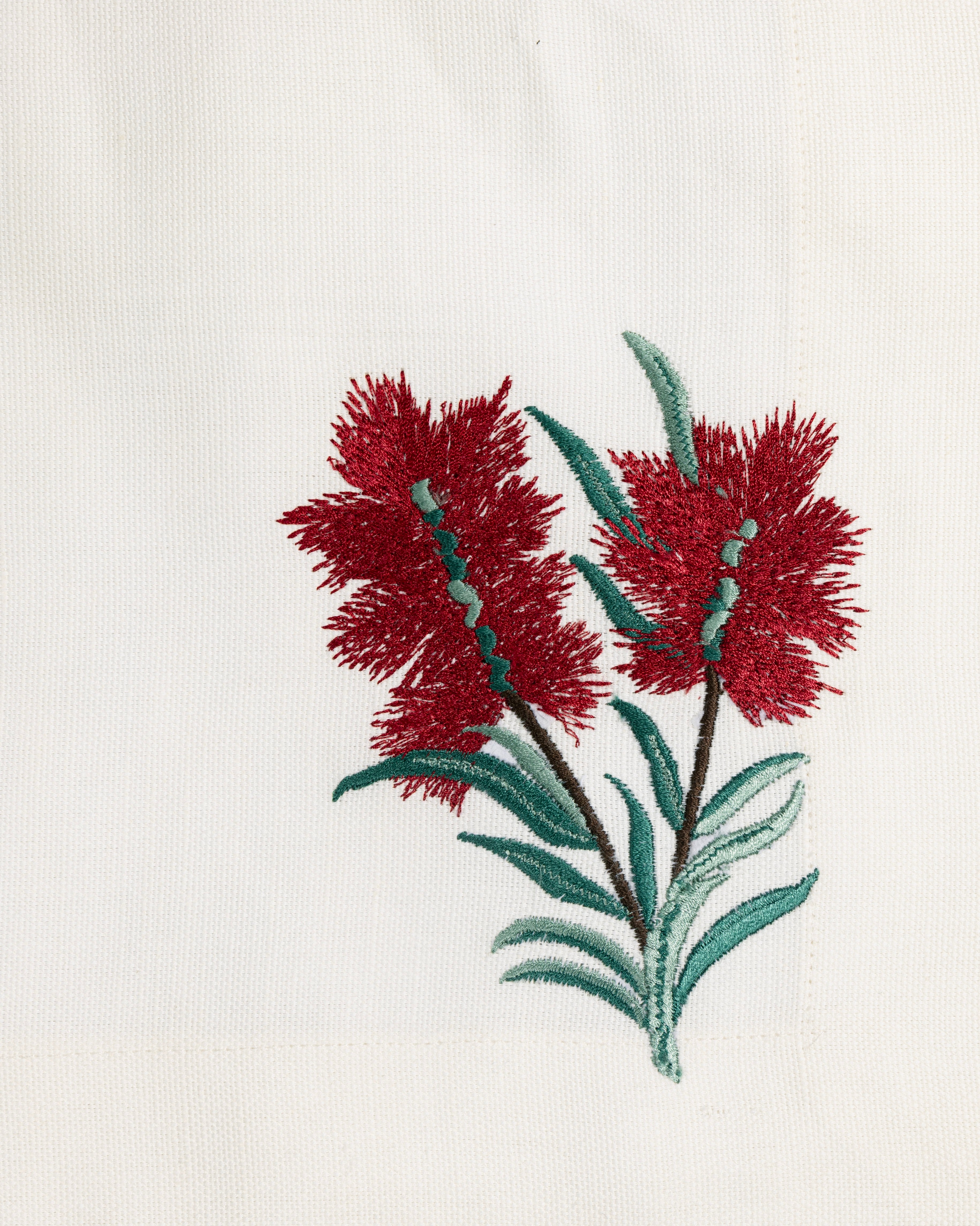 Red Spikey placemat with napkins  set of 12