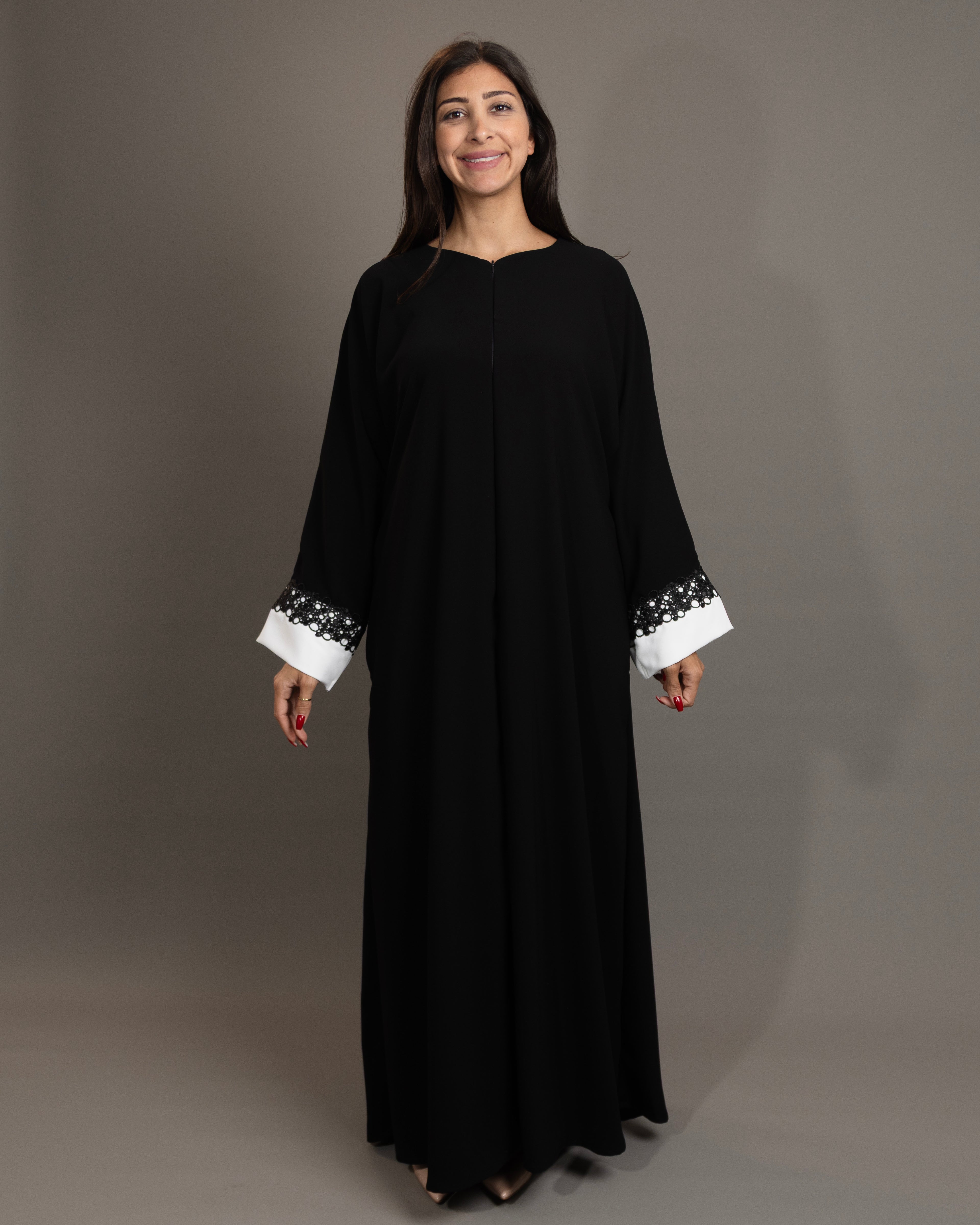 Omra Dentelle Black abaya