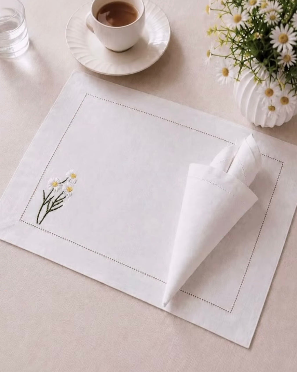 Embroidered Chamomile Linen Placemat & Napkin Set of 12