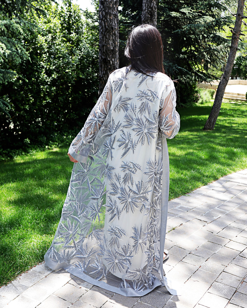 Dentelle Abaya