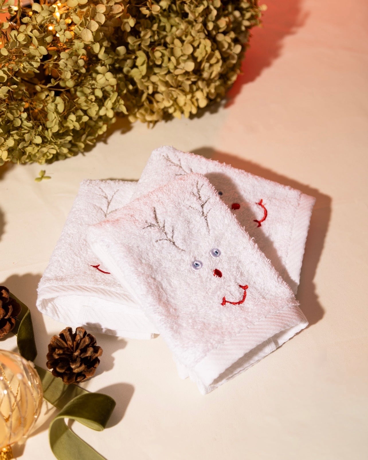 CHRISTMAS TOWEL SET OF 3