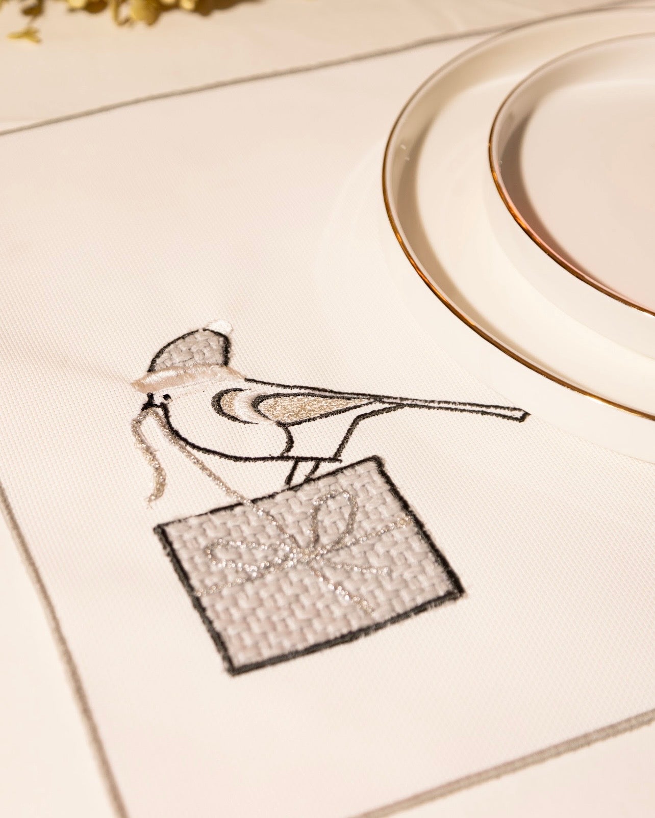 Washable Christmas Placemat Bird on Gift Bag set of 6