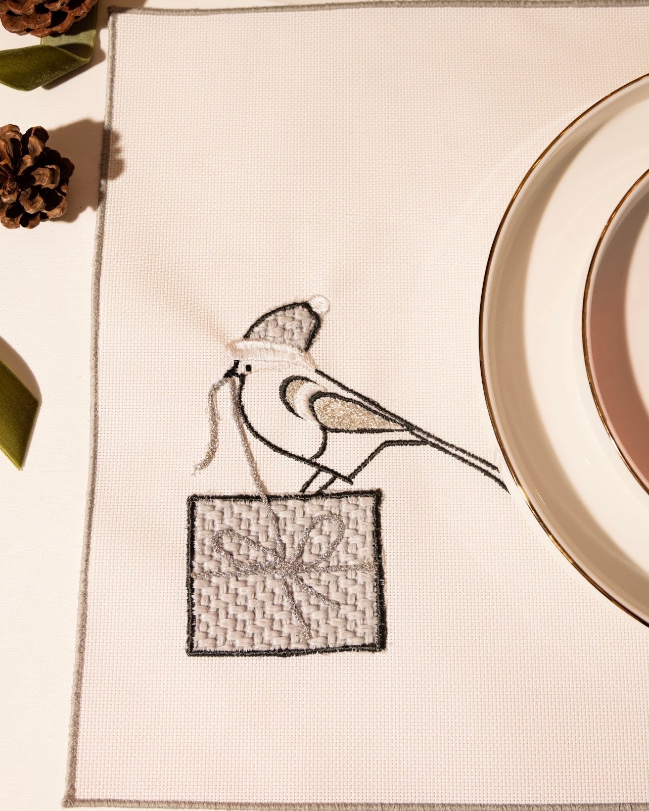 Washable Christmas Placemat Bird on Gift Bag set of 6