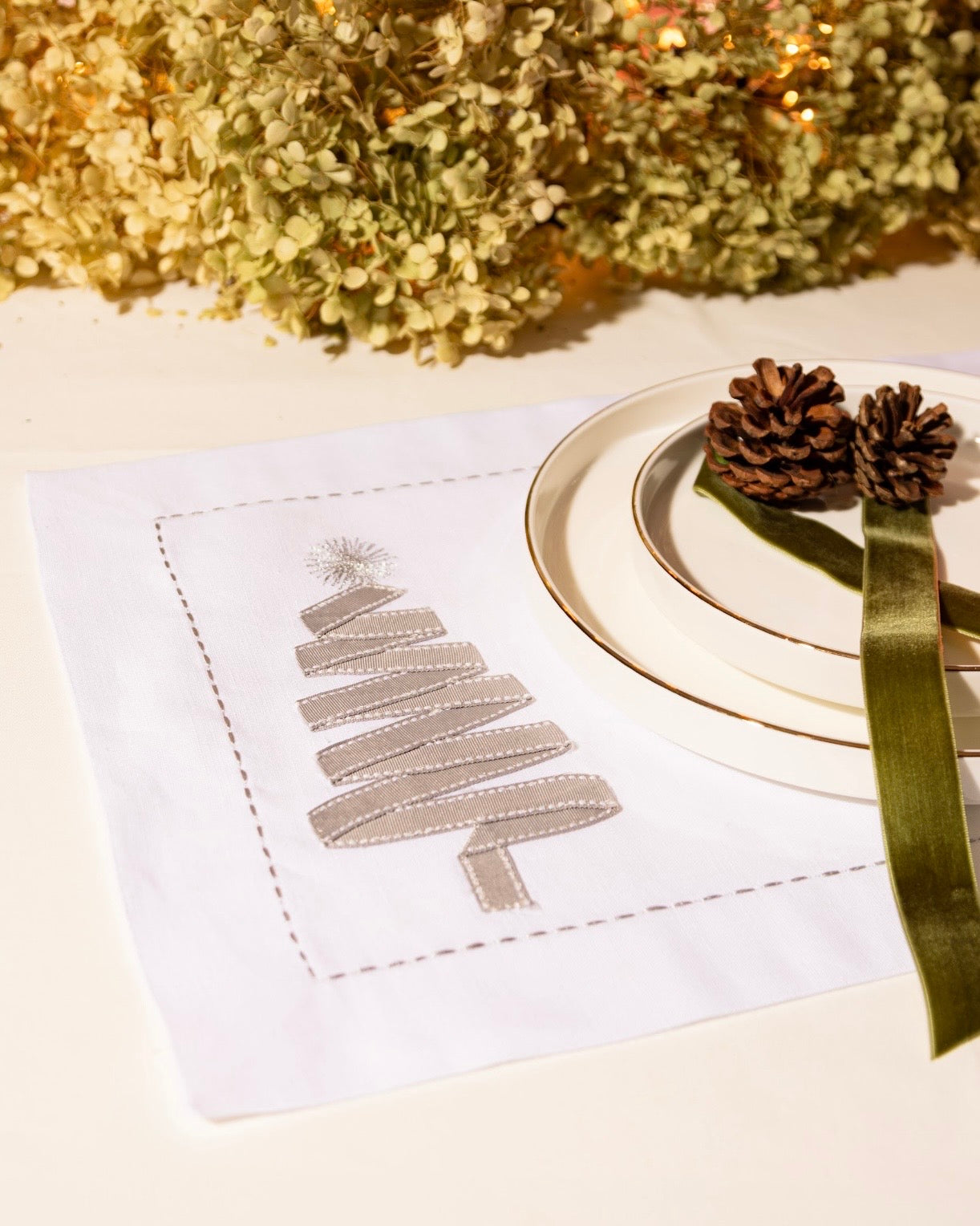 Modern christmas Tree placemat set of 6