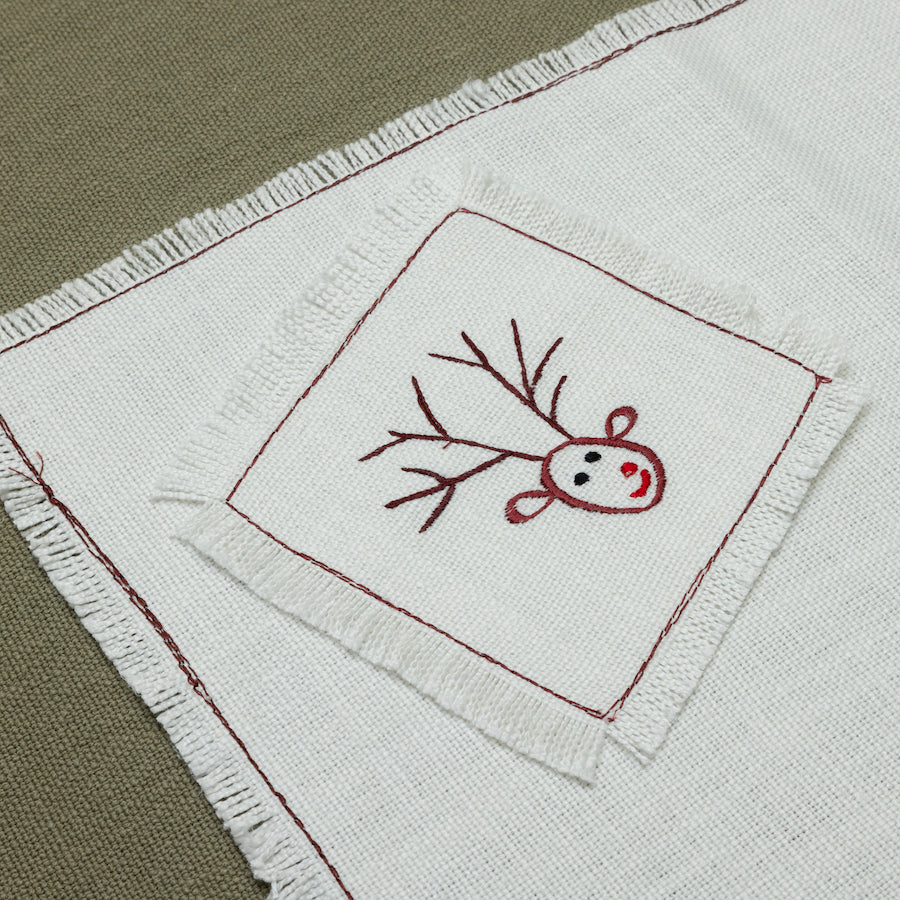 Reindeer Traymat with 4 Coasters