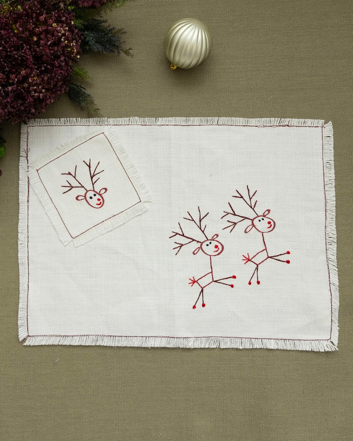 Reindeer Traymat with 4 Coasters