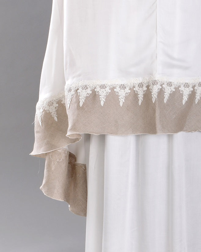 offwhite silk prayer cloth with dentelle - 2 Pieces